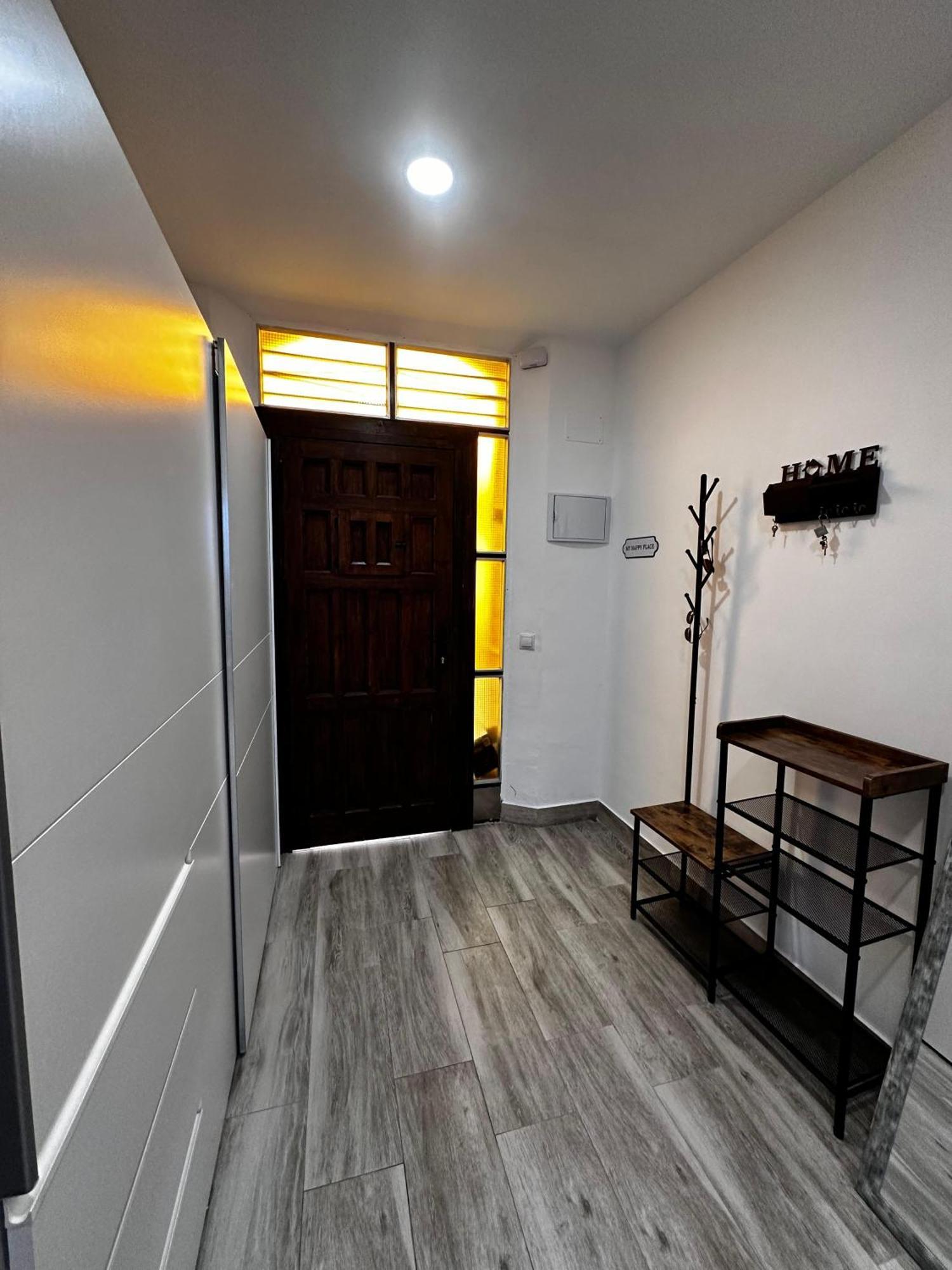 Feriehus Amplia Casa Entera Con Patio Y Terraza Familia Y Grupo De Amigos *